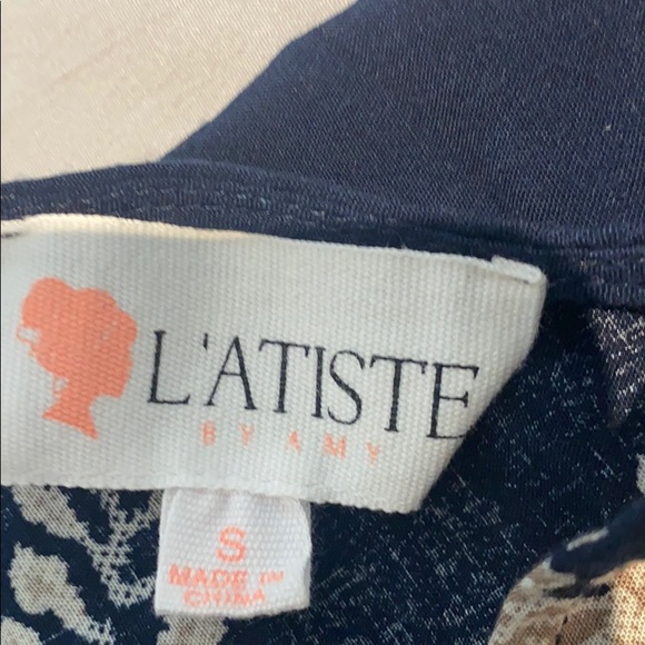 Small Blue Shorts and Blouse Set from L’ATISTE - Picture 3 of 6